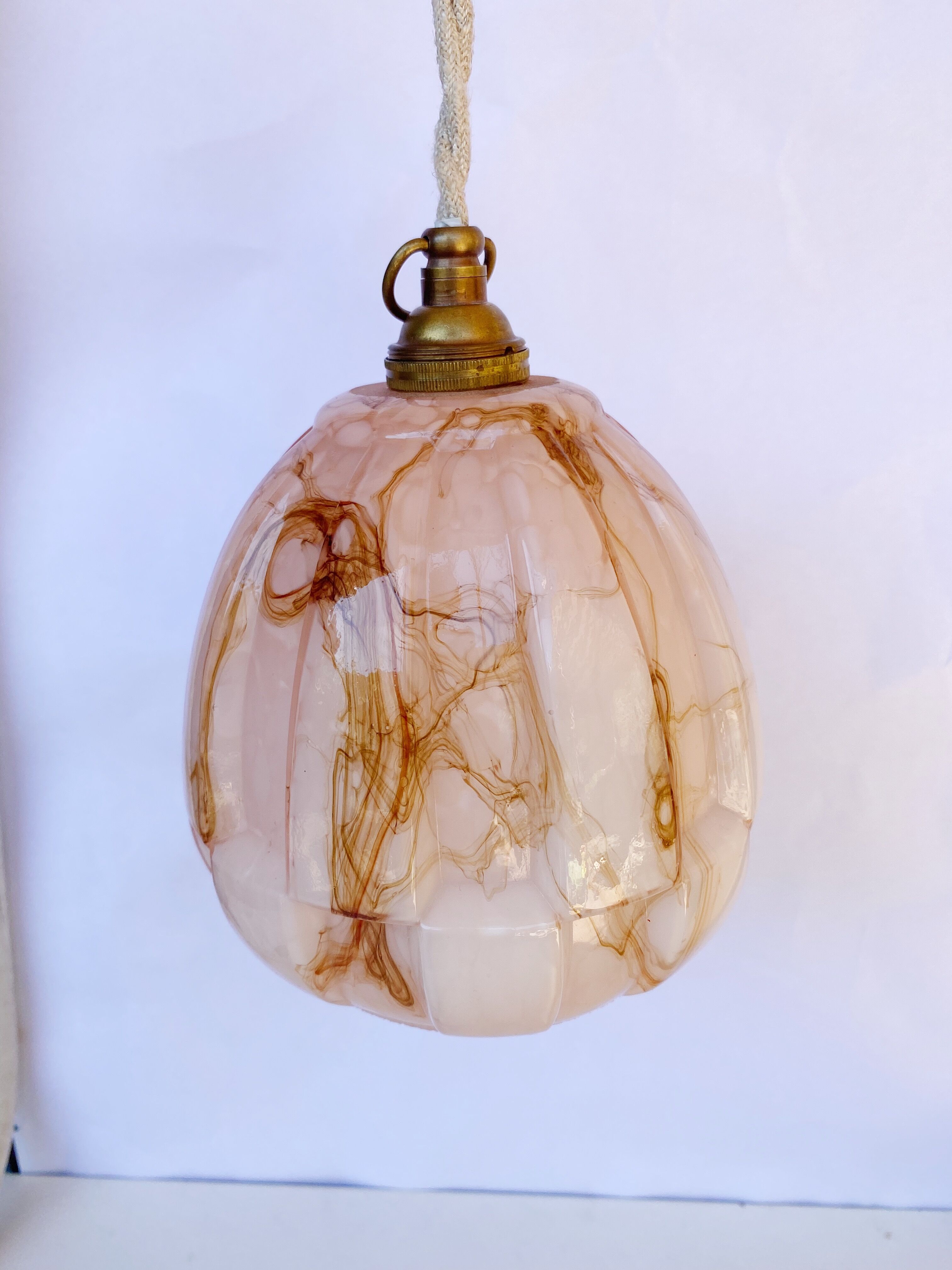 Art deco walking lamp in pink and amber marbled opaline