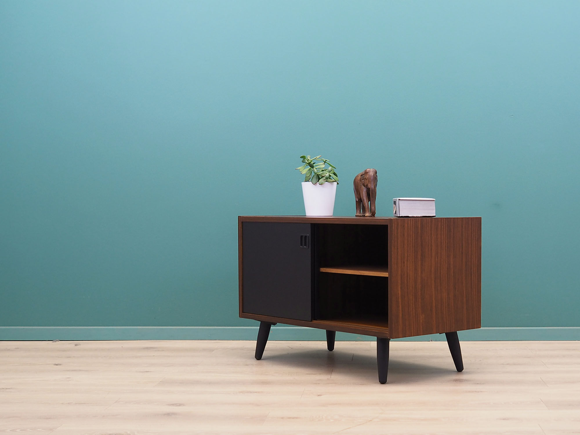 Rosewood cabinet, Danish design, 1970s, made in Denmark