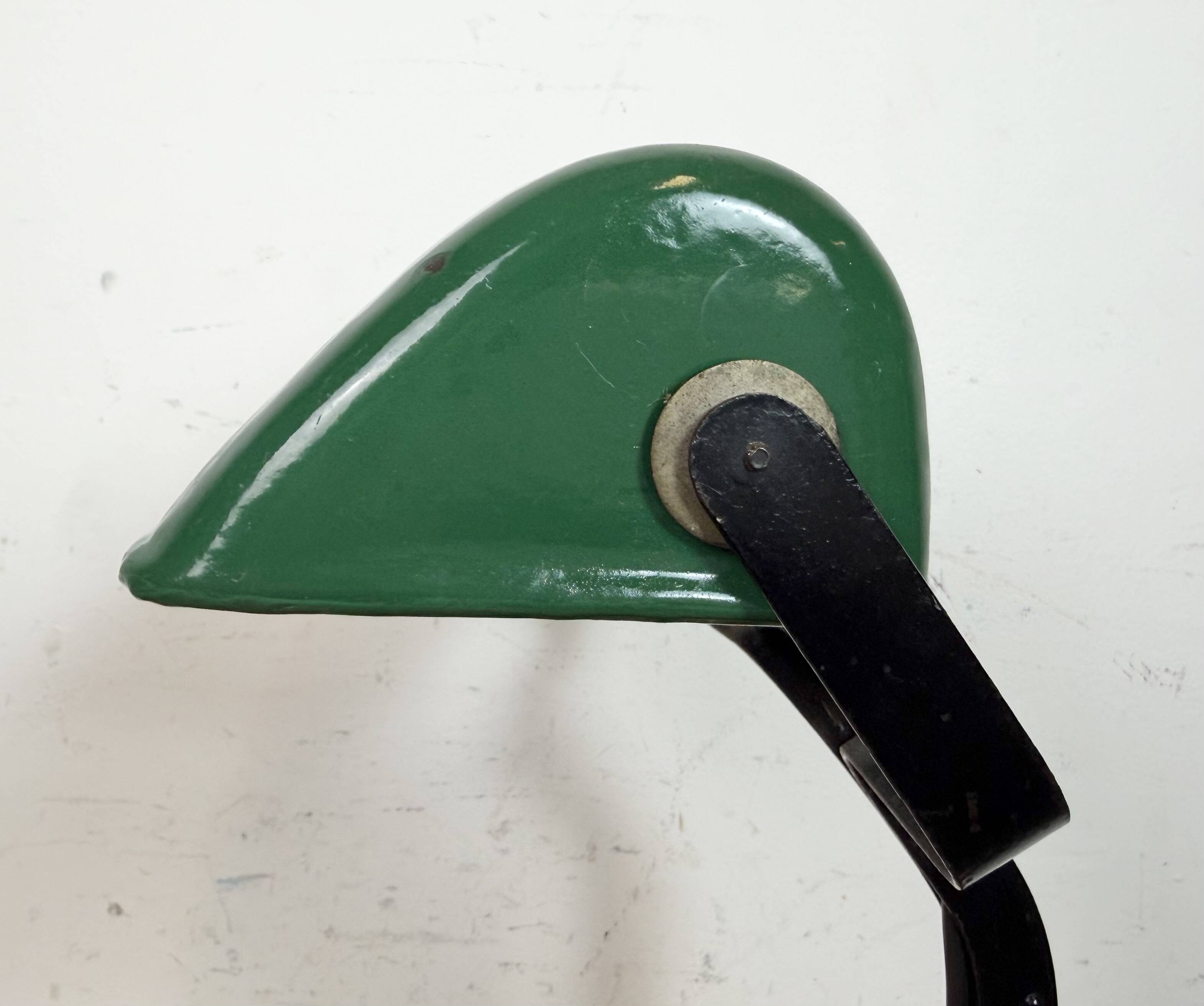 Vintage Green Enamel Bank Lamp, 1930s