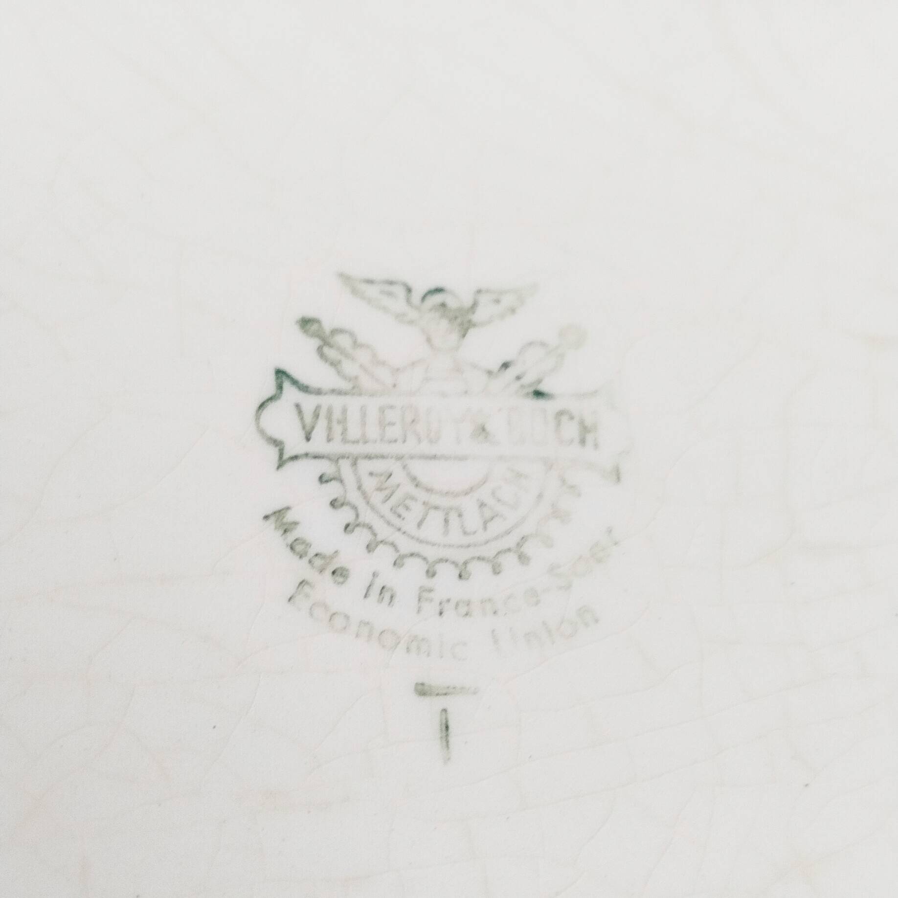 Ravier , beurrier  en faience Villeroy et Boch