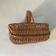 Panier osier fillette vintage