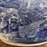 Teapot, milk pot and sugar bowl