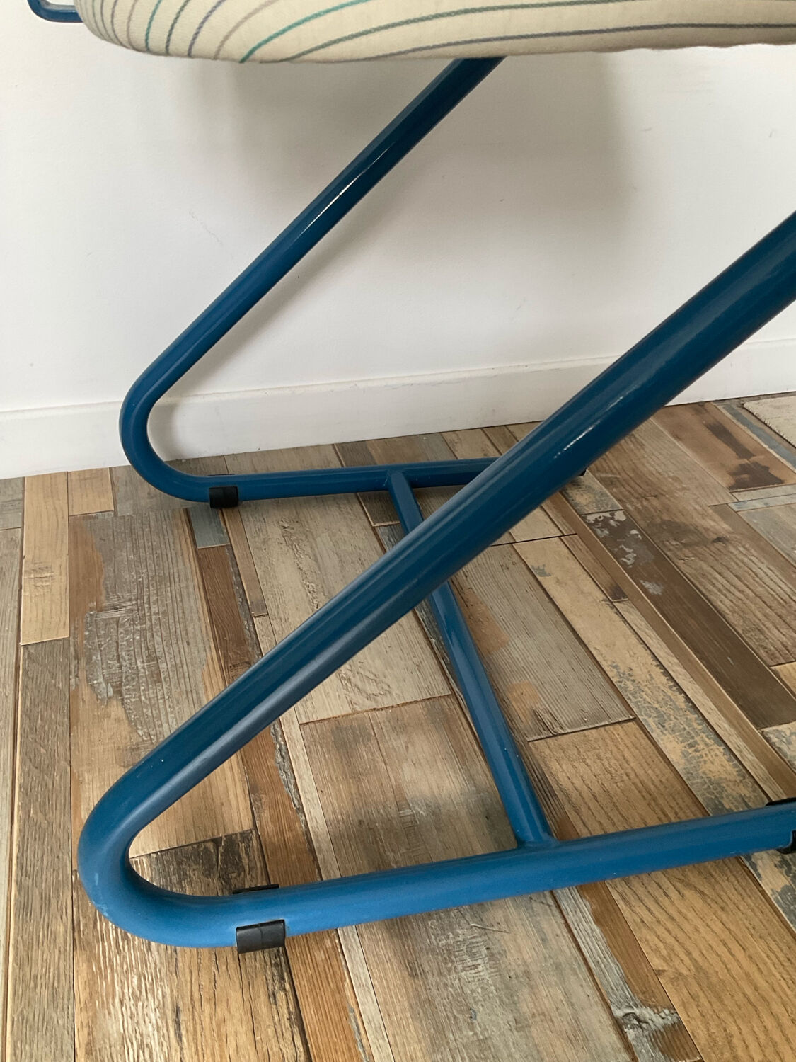 Vintage "Z" chair from the 1970s