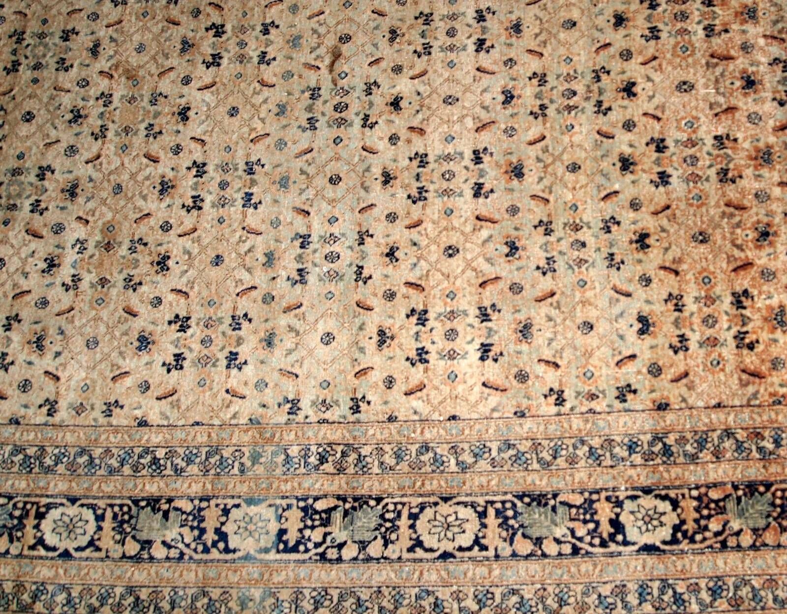 Handmade antique Persian Tabriz Hajalili rug 4.2' x 6.5' (128cm x 198cm) 1880s - 1B693