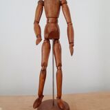 Articulated wooden mannequin puppet