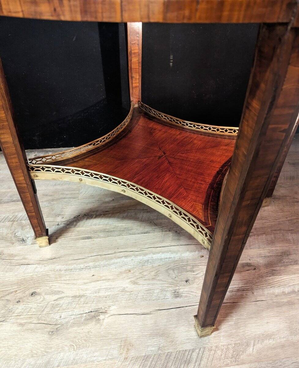 Louis XVI side table in marquetry