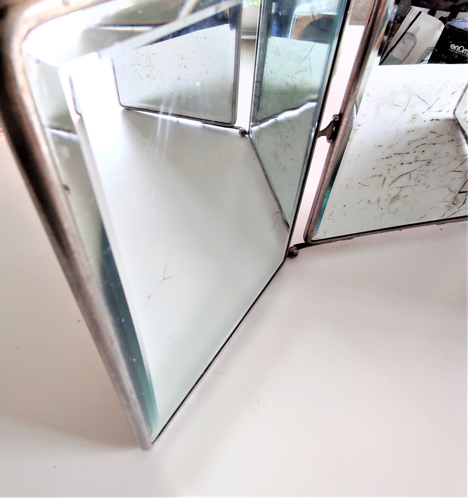 TRIPTYCH barber mirrors circa the 1930s