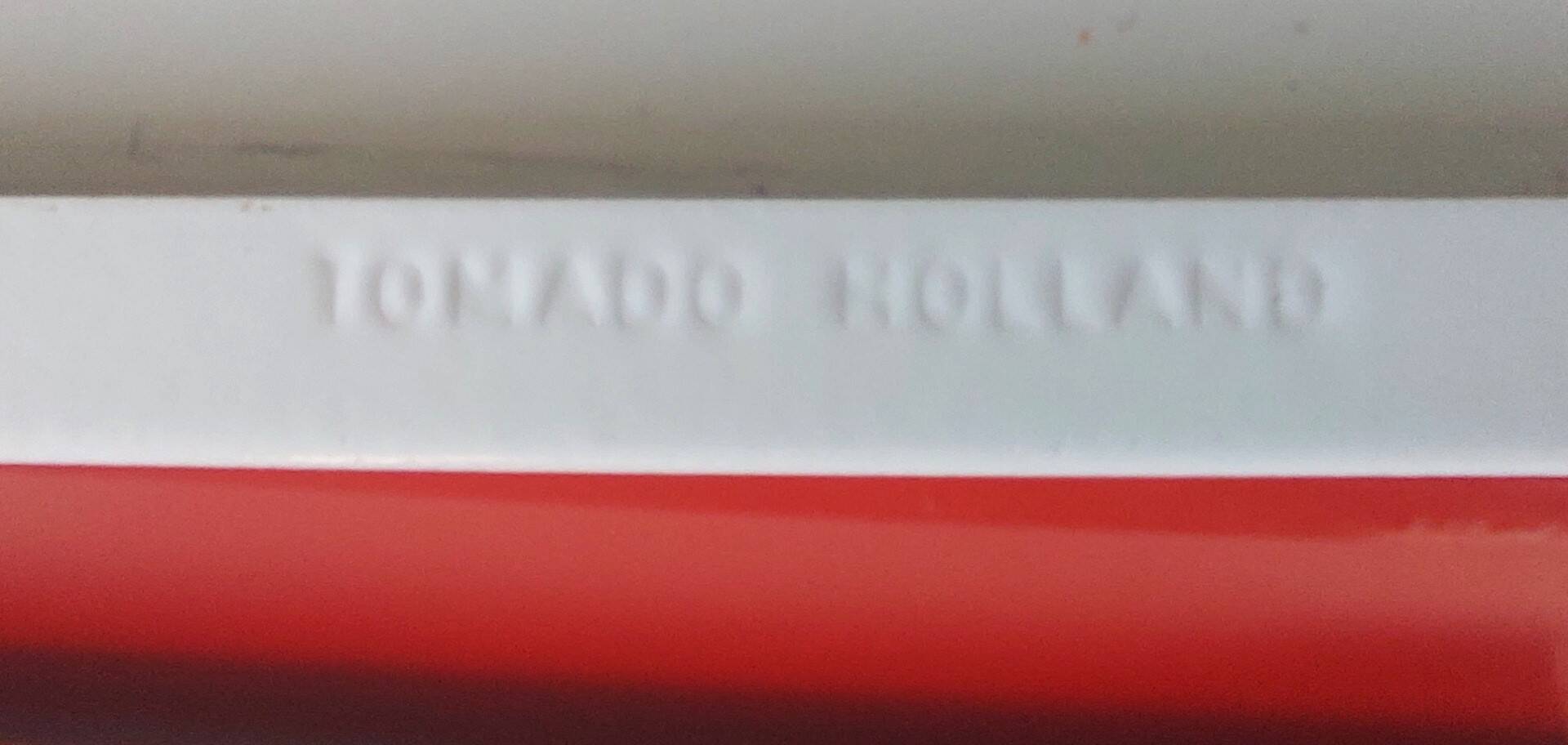 Rare vintage wall shelf, model "Pocket" - Tomado '72 / '73