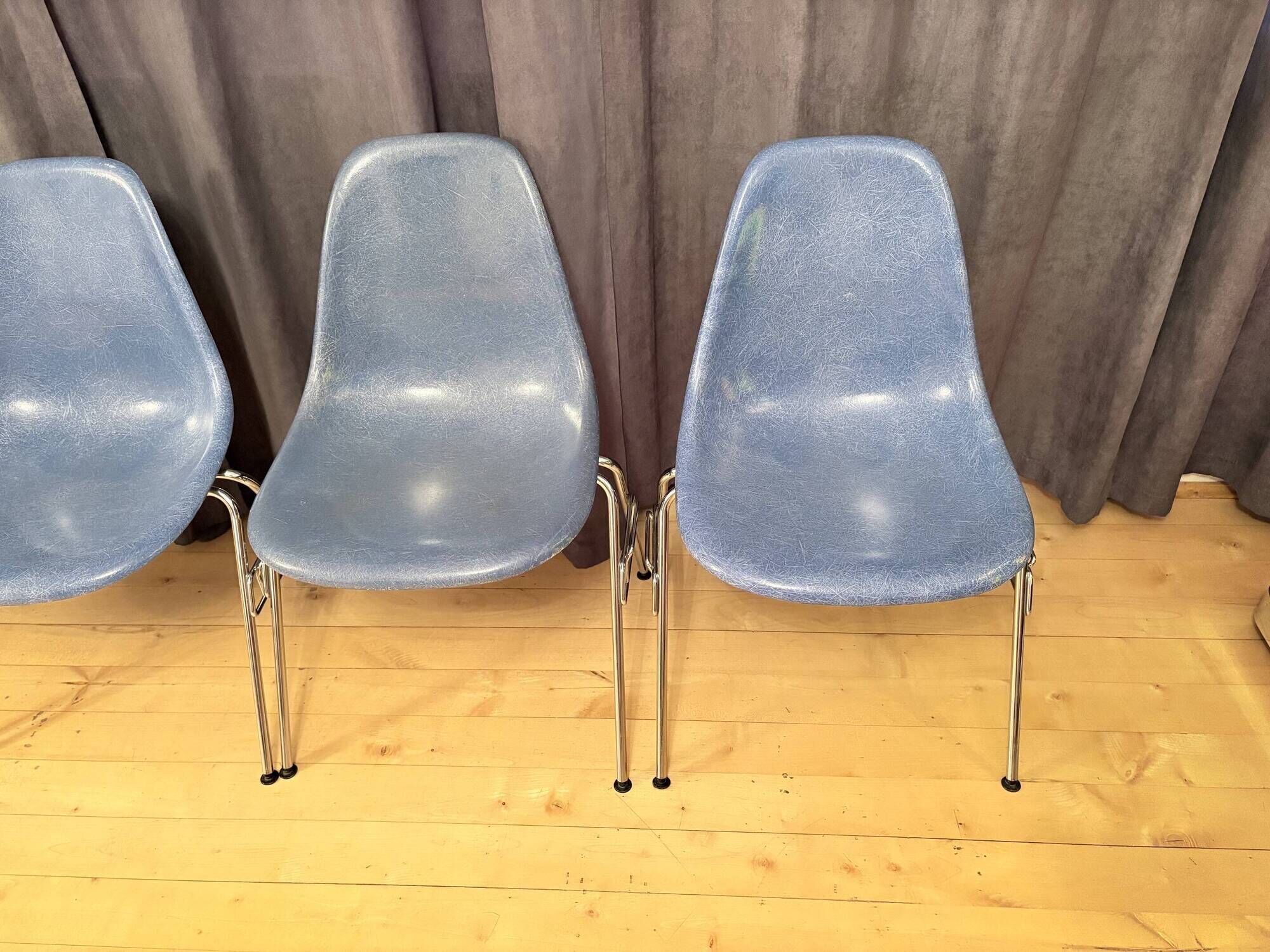 Set of four DSS chairs, fiberglass, designed by Charles and Ray Eames, Herm