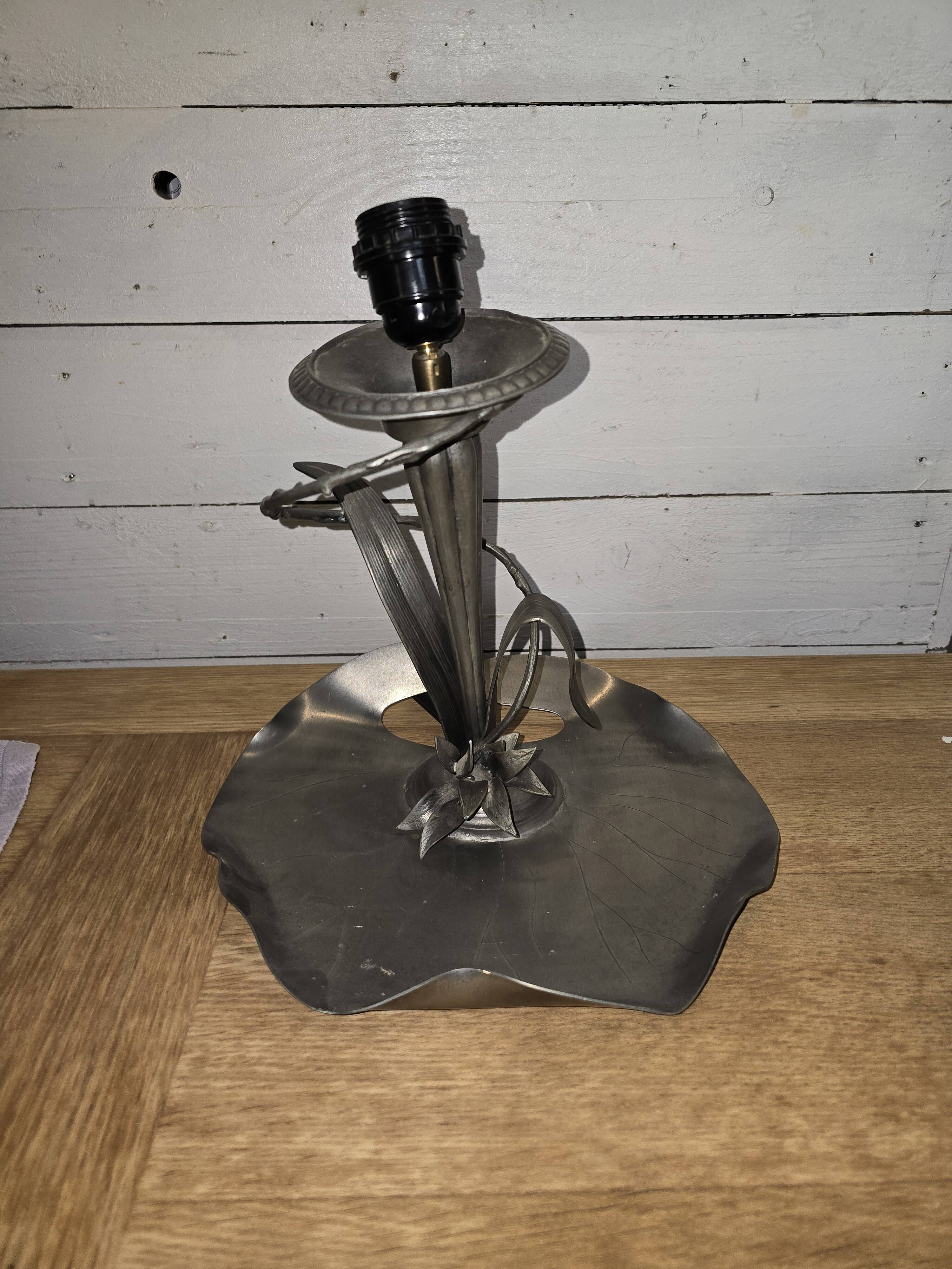 Lampe art déco en étain des années 1930