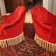 Paire de fauteuils crapaud en velours rouge de style Napoléon III