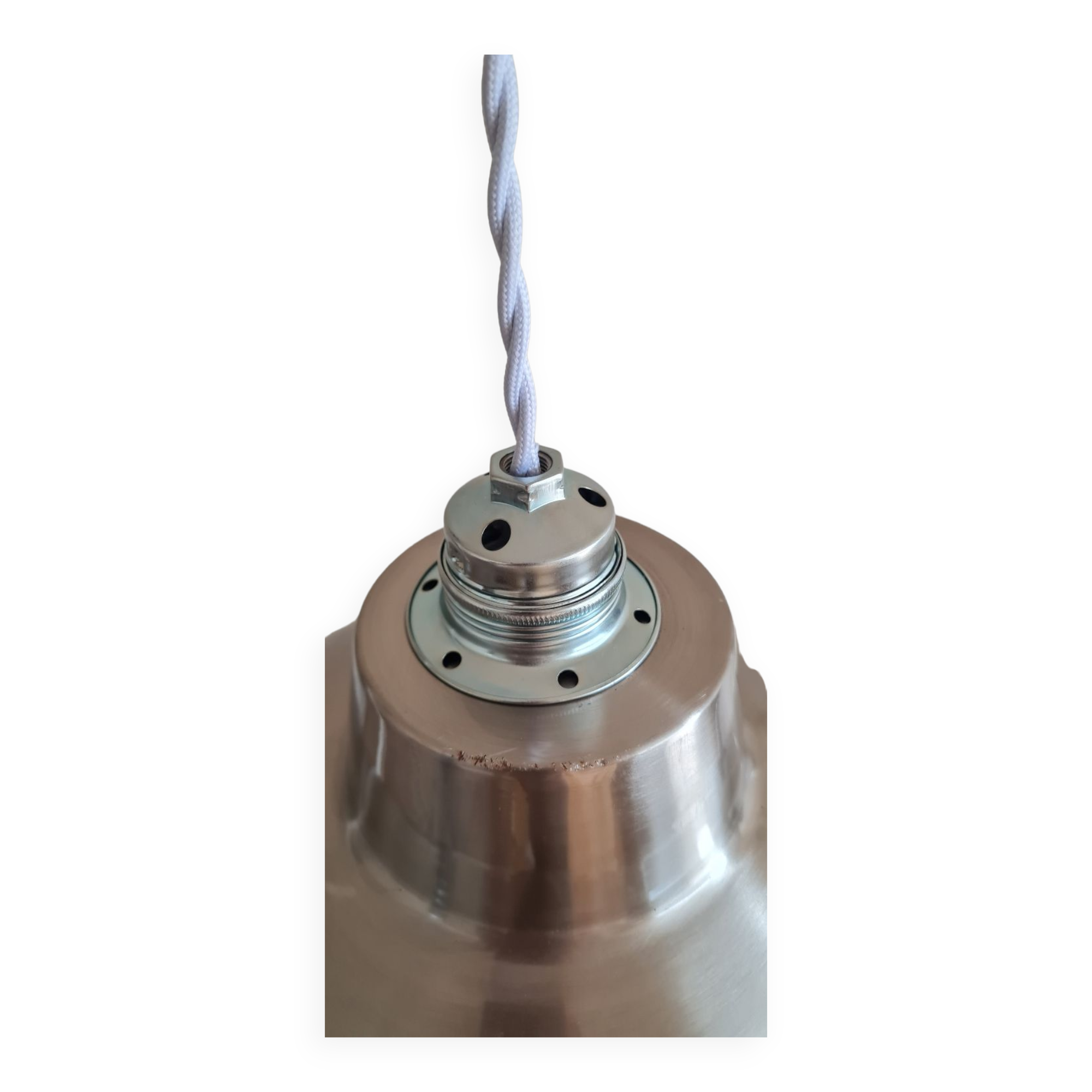 Enamelled sheet metal hanging lamp