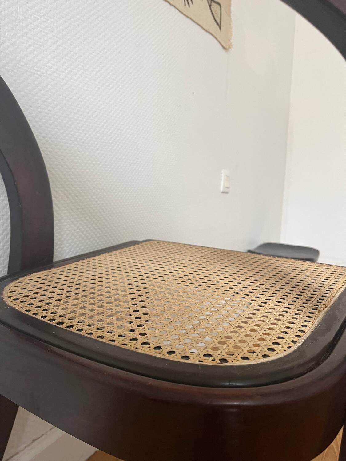Chaise gondole cannage Baumann