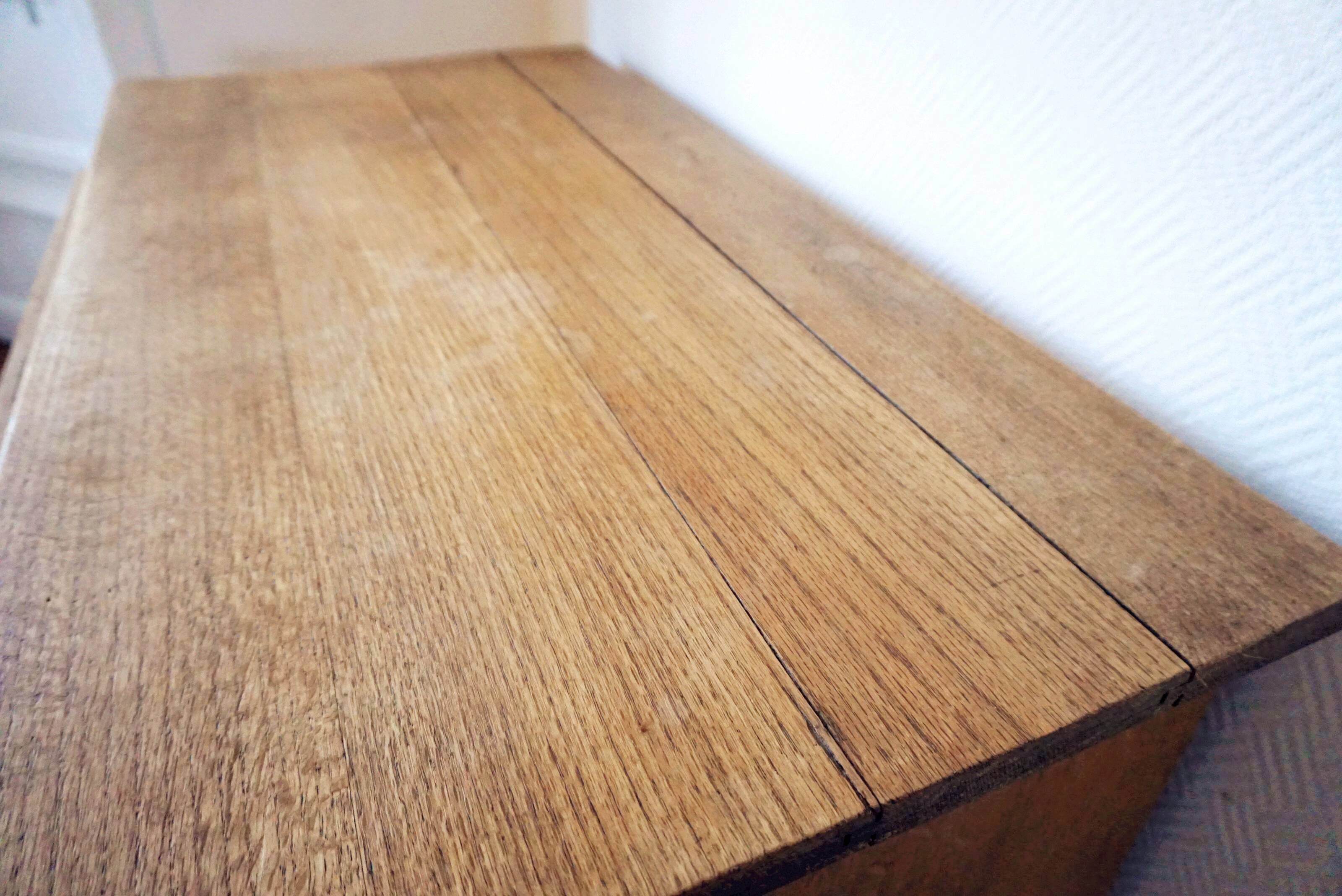 Old English chest of drawers