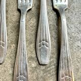 4 silver-plated forks