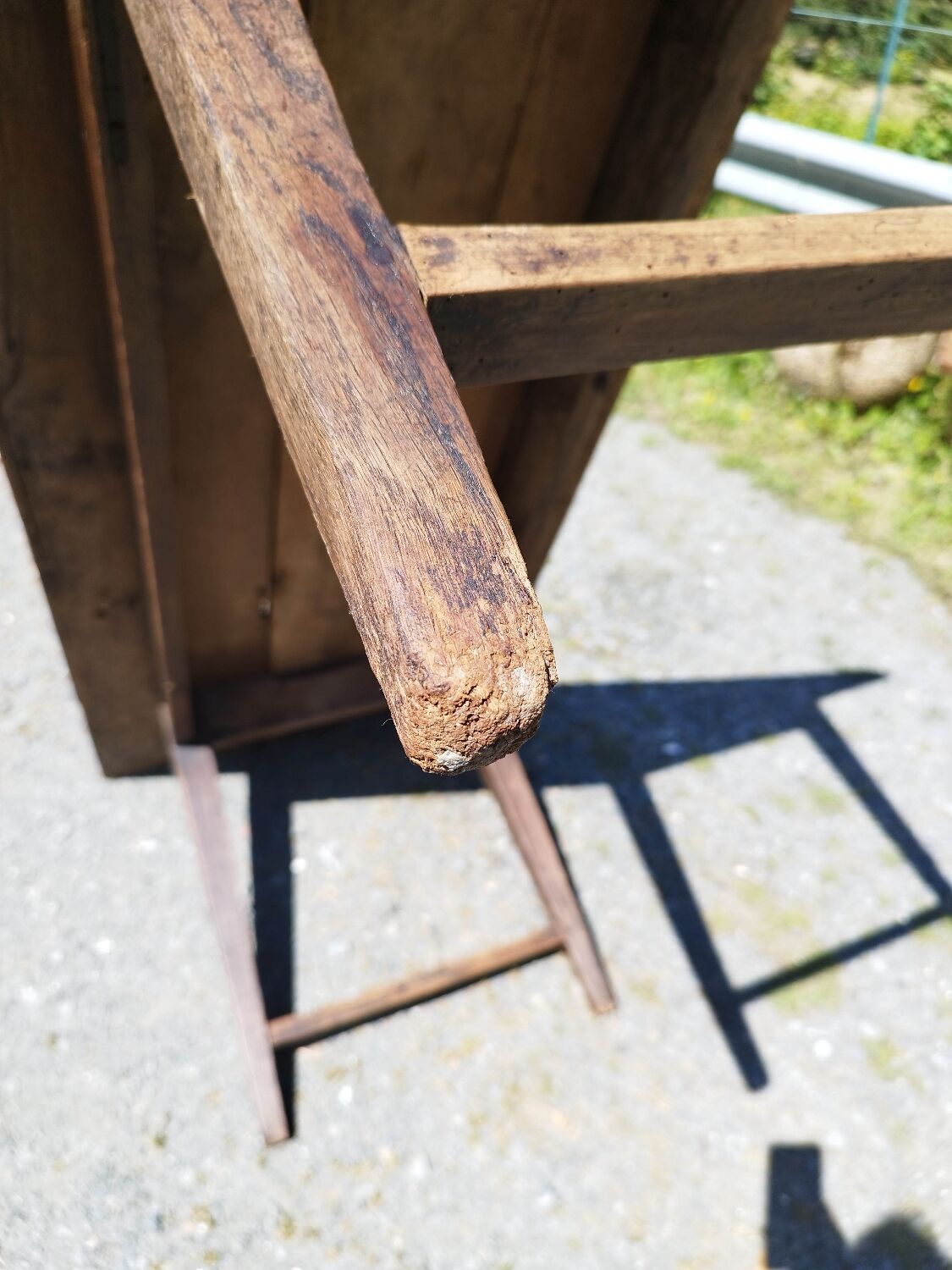 Large rustic farmhouse table bobbin legs