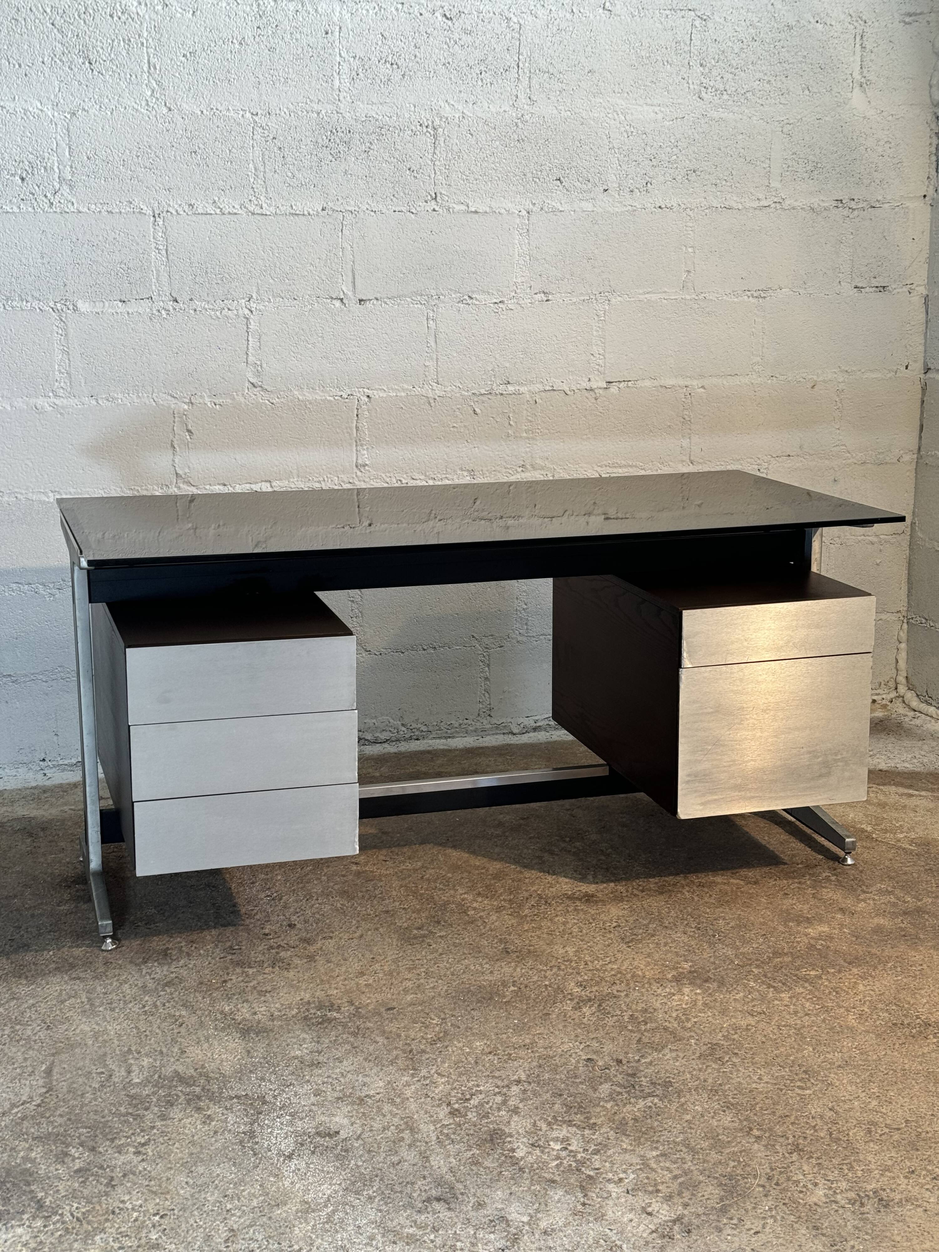 Etienne Fermigier Office