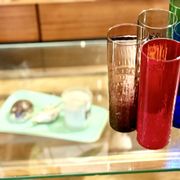 Titre  Desserte Hollywood Regency chrome & verre – années 70