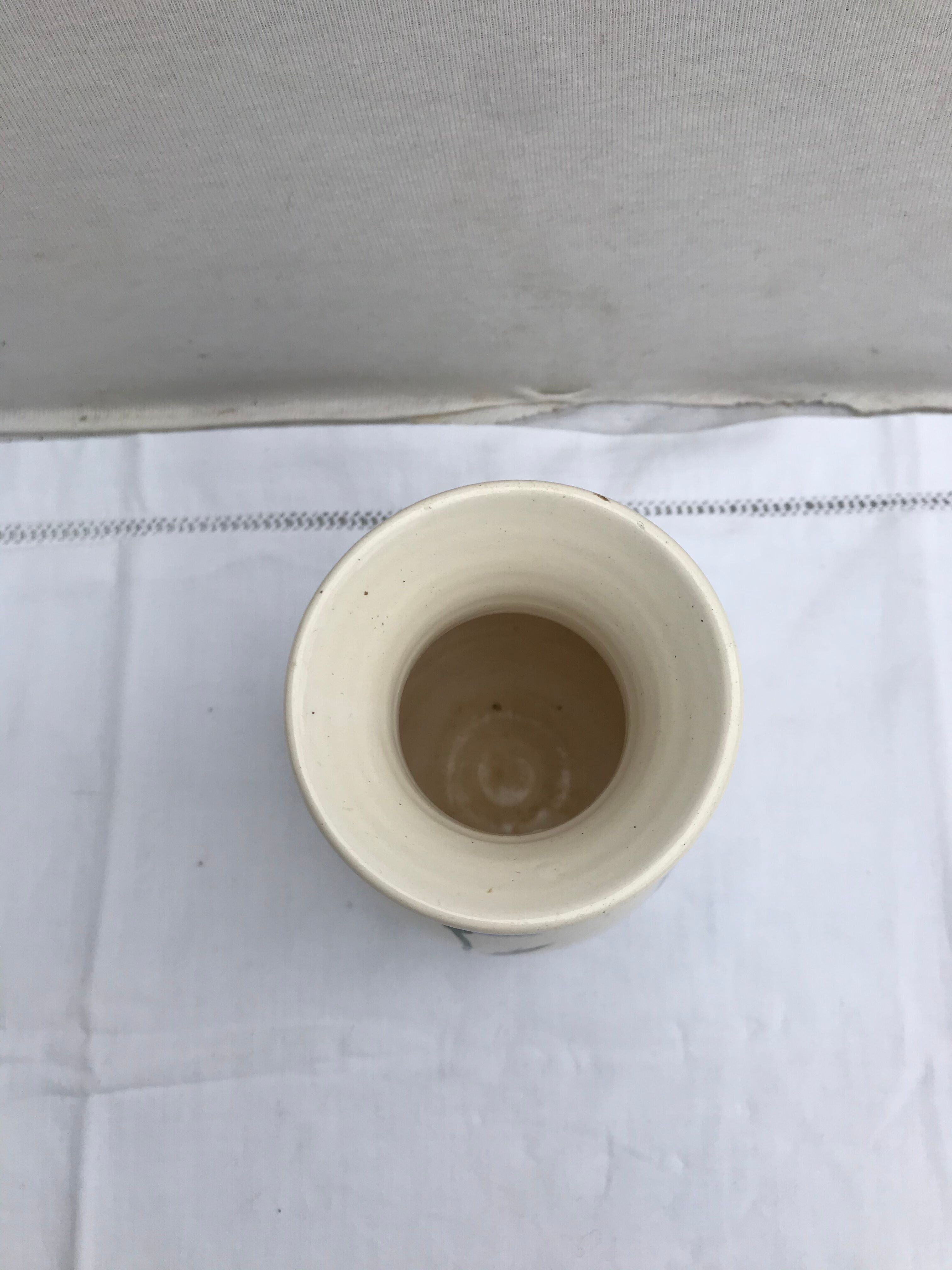 Ancient Vase CYPRUS Ceramics White Drawing Vintage Flowers