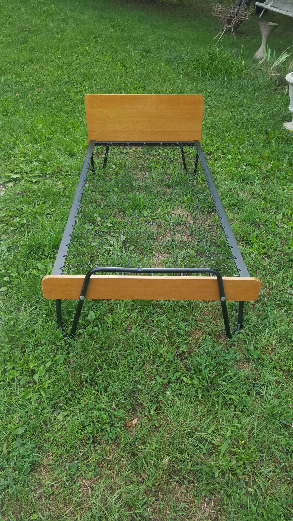 Vintage boarding bed 50