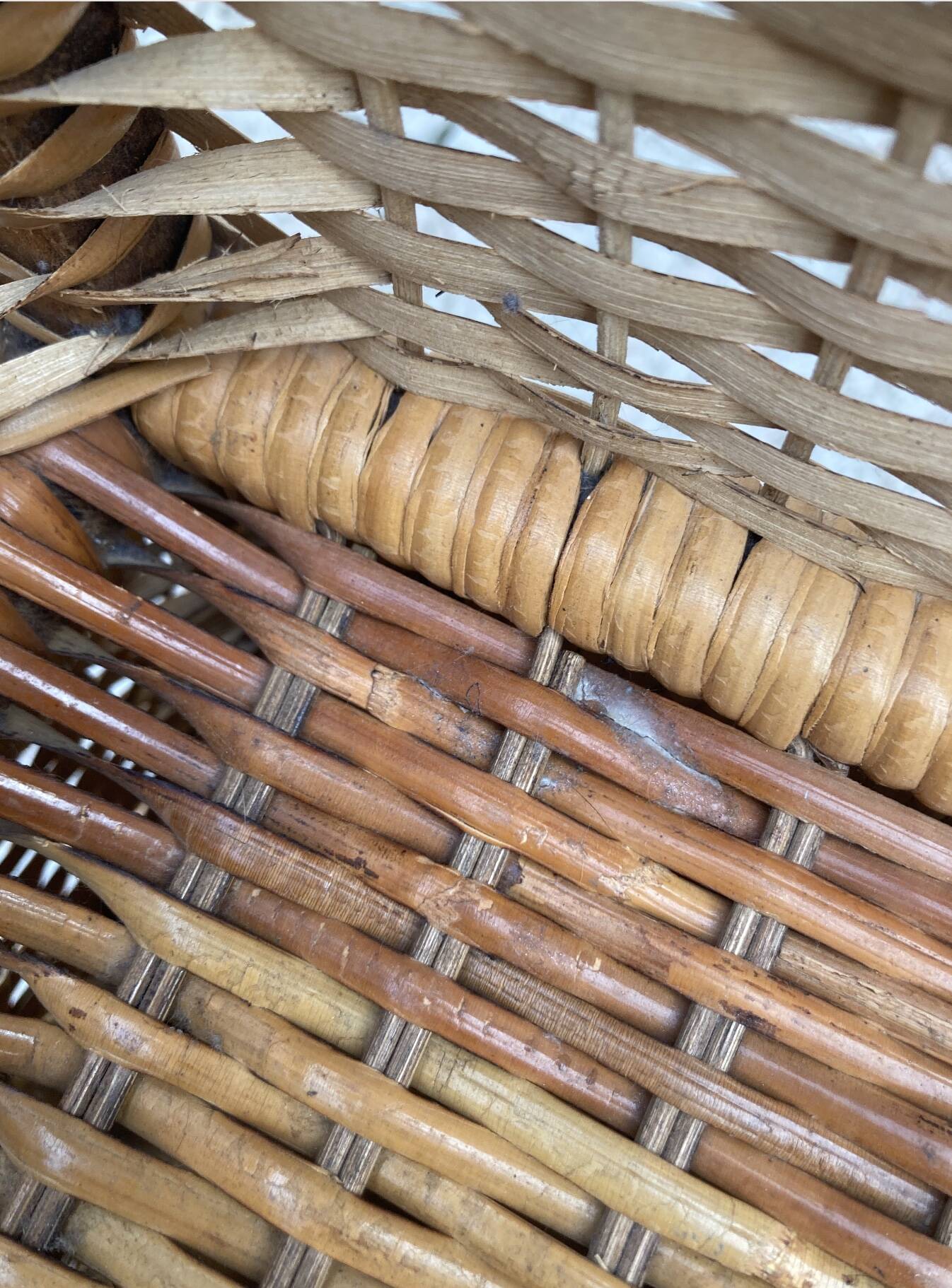 Vintage rattan chiffonier