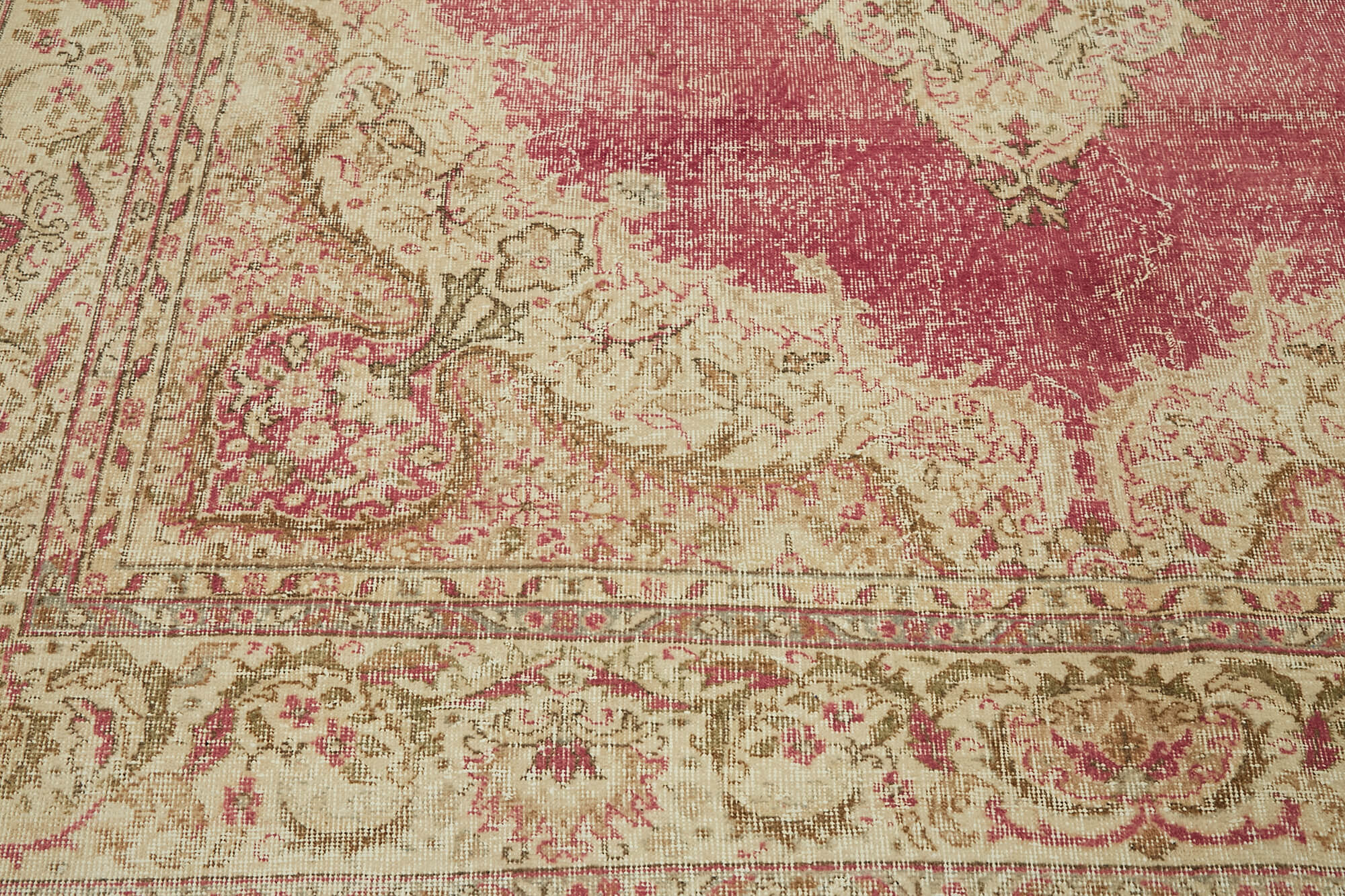 Handmade turkish contemporary 1980s beige wool carpet