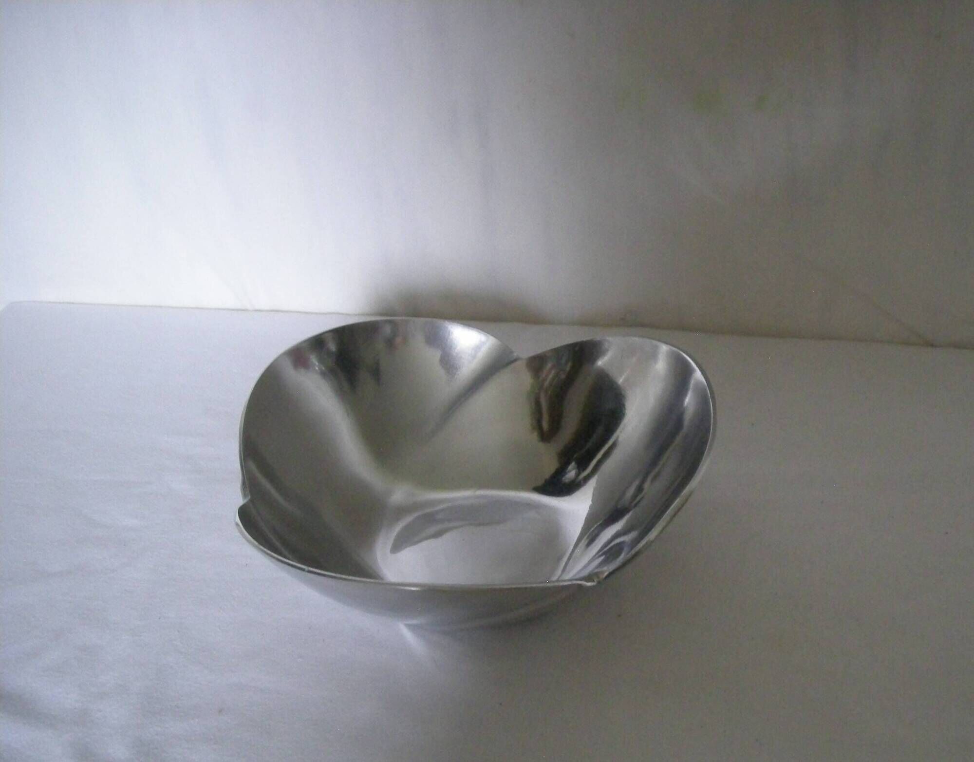 Floral fruit bowl from the 60s - 70s