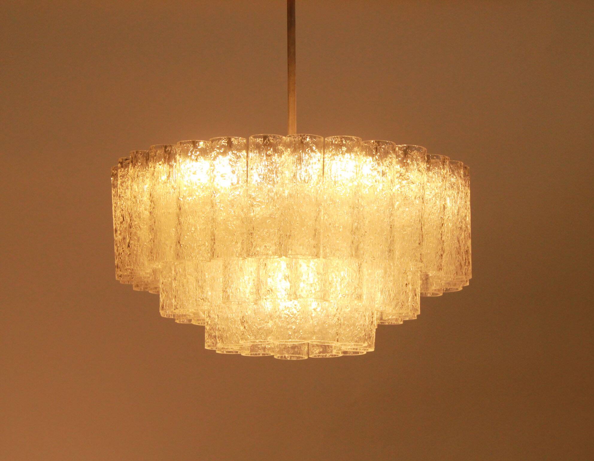 German 1960s chandelier with 60 cristall glass tubes