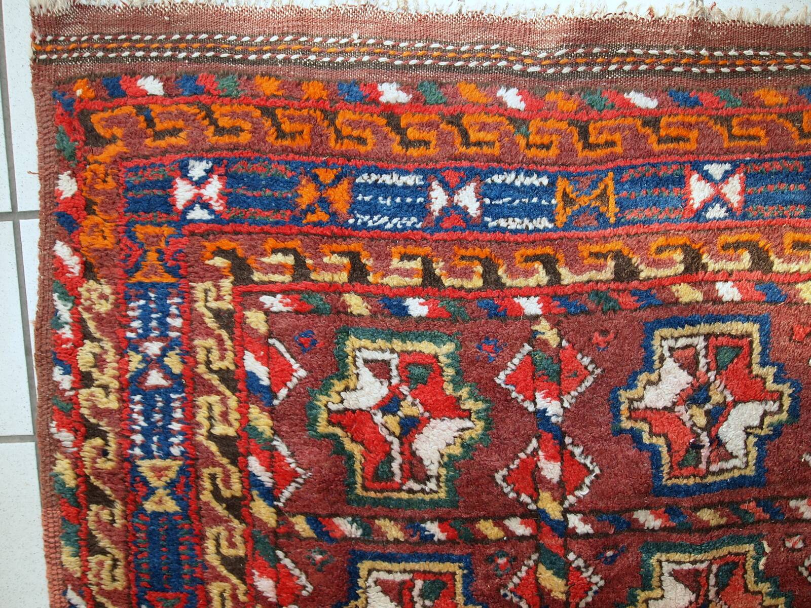 Tapis antique fait main kurde du Moyen-Orient 119cm x 230cm (1920s)