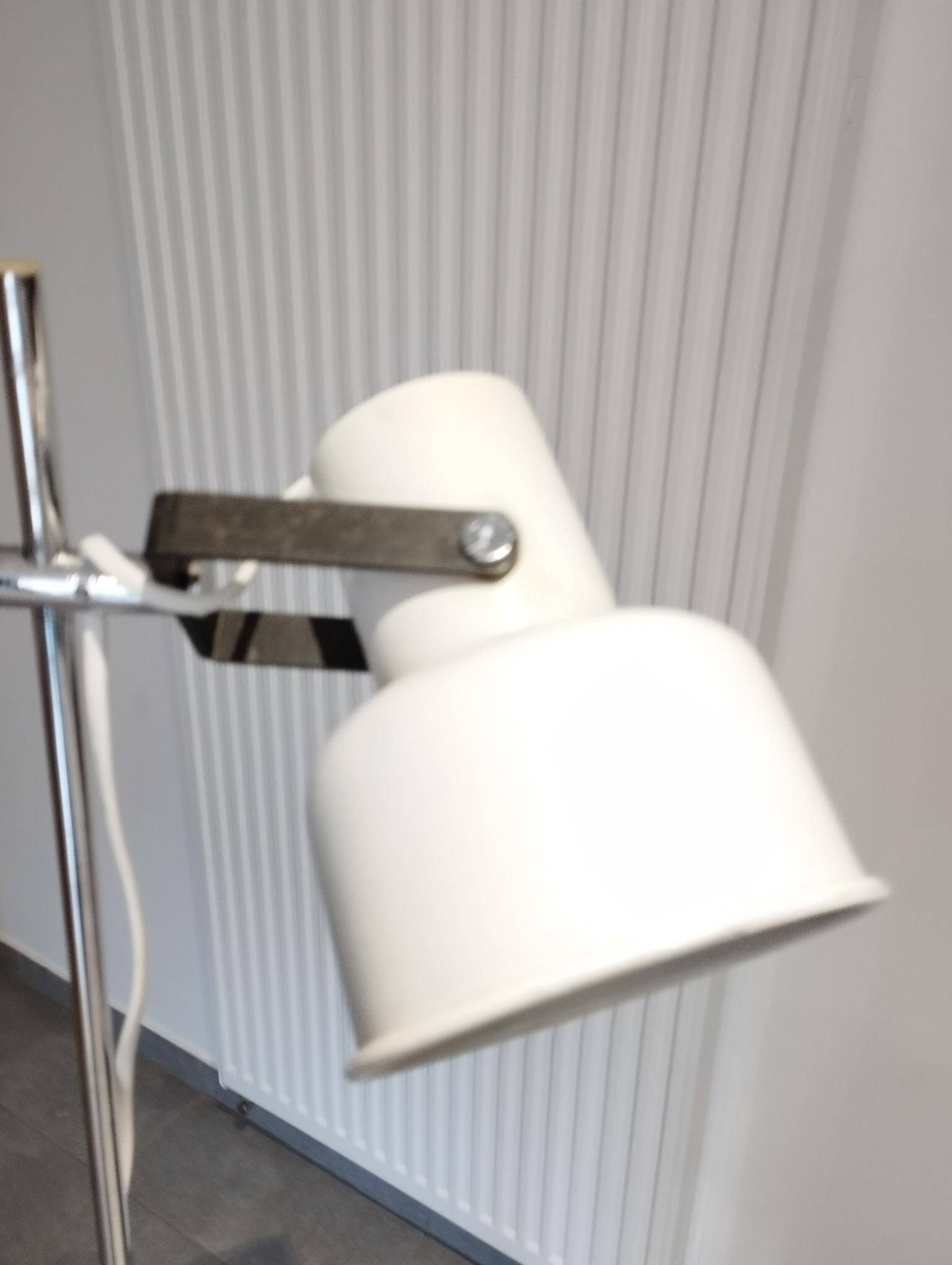 Space-Age Lamp - Scandinavian design floor lamp - adjustable vintage era