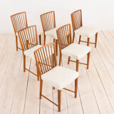 Set of 6 walnut dining chairs in boucle by Frits Henningsen, Denmark, 50s