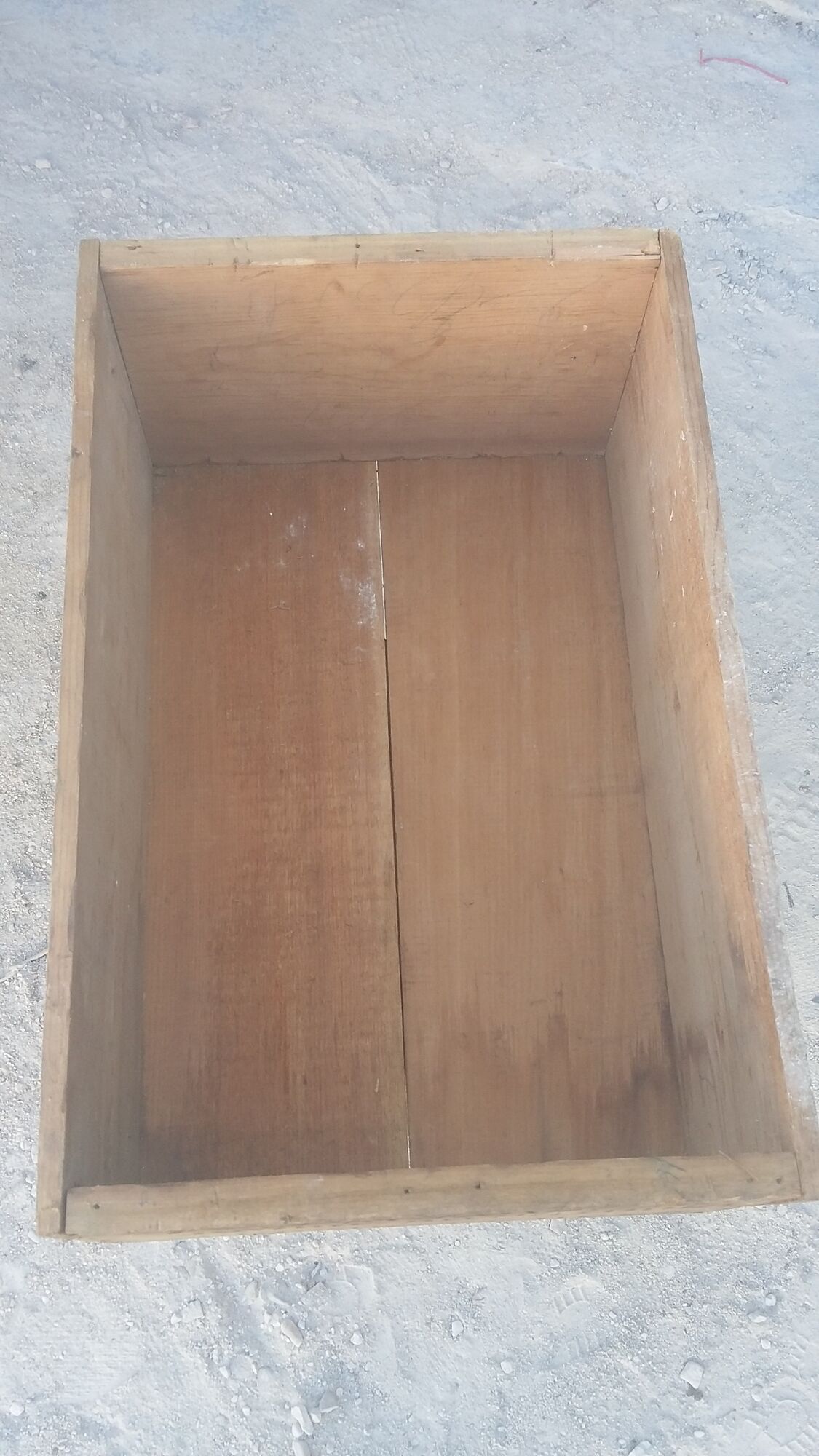 Urss chatka vintage natural wooden crate