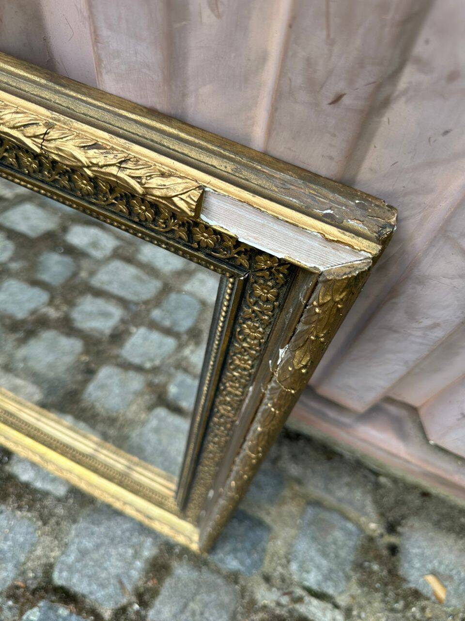 Miroir vintage en stuc doré style Napoléon III ou fin XIXème