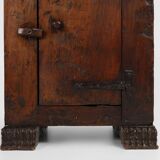 Rare French 16th century oak cabinet with beautiful patina