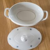 Vintage porcelain vegetable dish/soup tureen