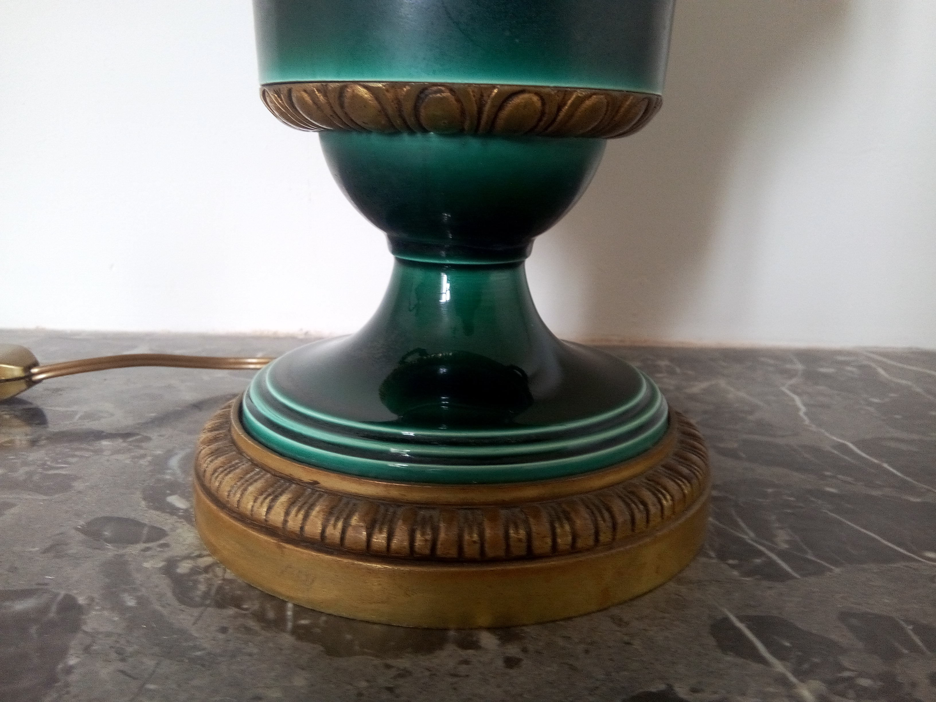 Ceramic baluster lamp