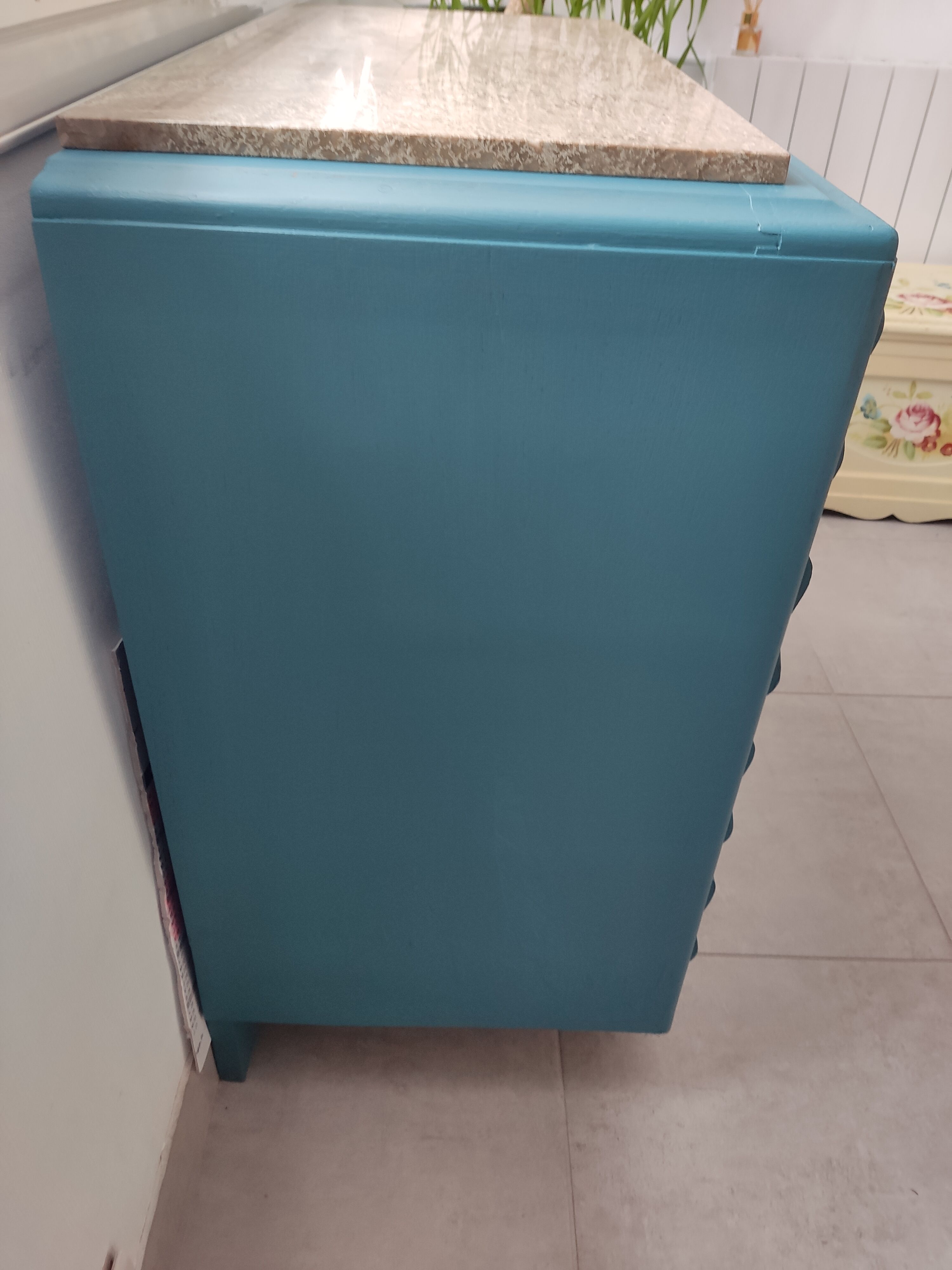 Art Deco chest of drawers