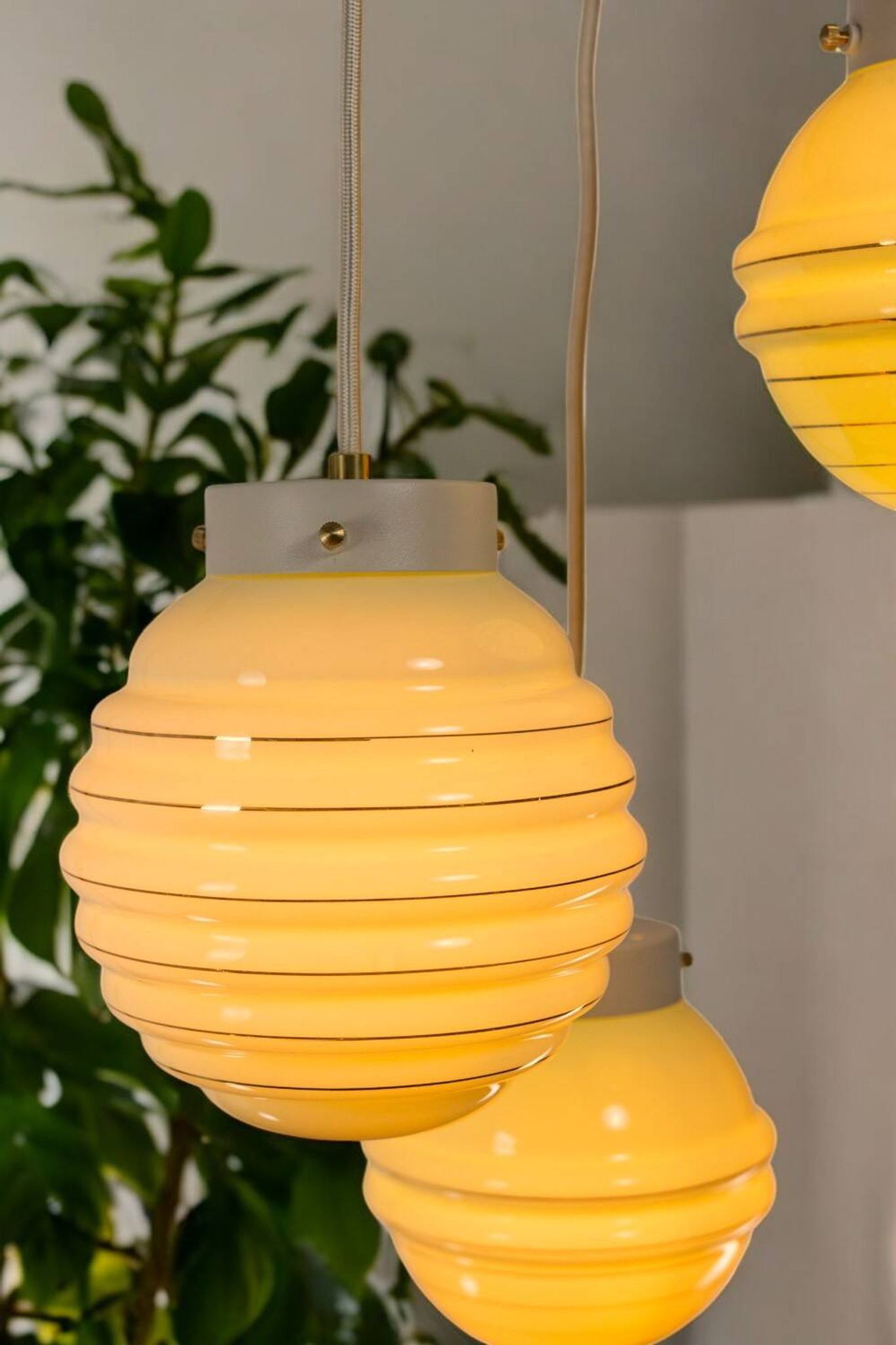 Linda * yugochic pendant chandelier * mcm hanging light * mini vintage cascade * retro glass * gold