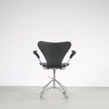 1950s “3217” Swivel desk chair by Arne Jacobsen for Fritz Hansen, Denmark