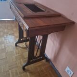 Sewing machine table