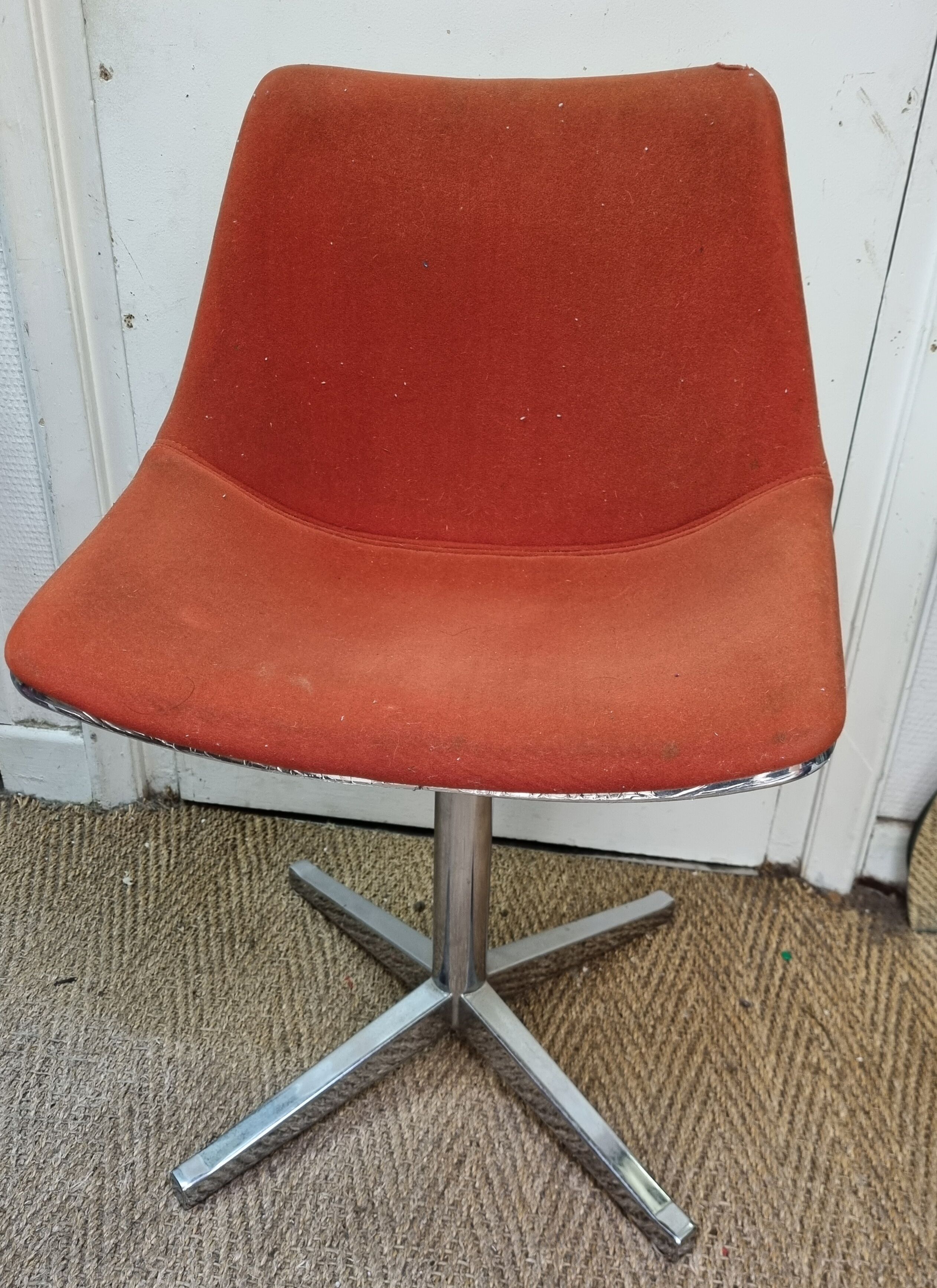 L202 chair by r.Schweitzer for Lafargue from 1965