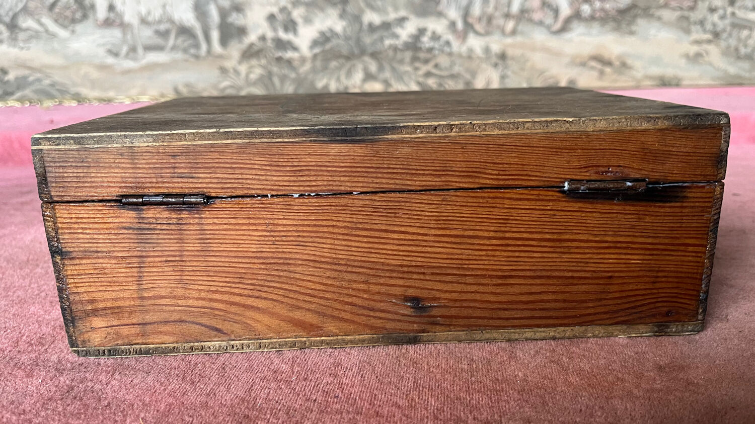 Boîte à bijoux en bois vintage