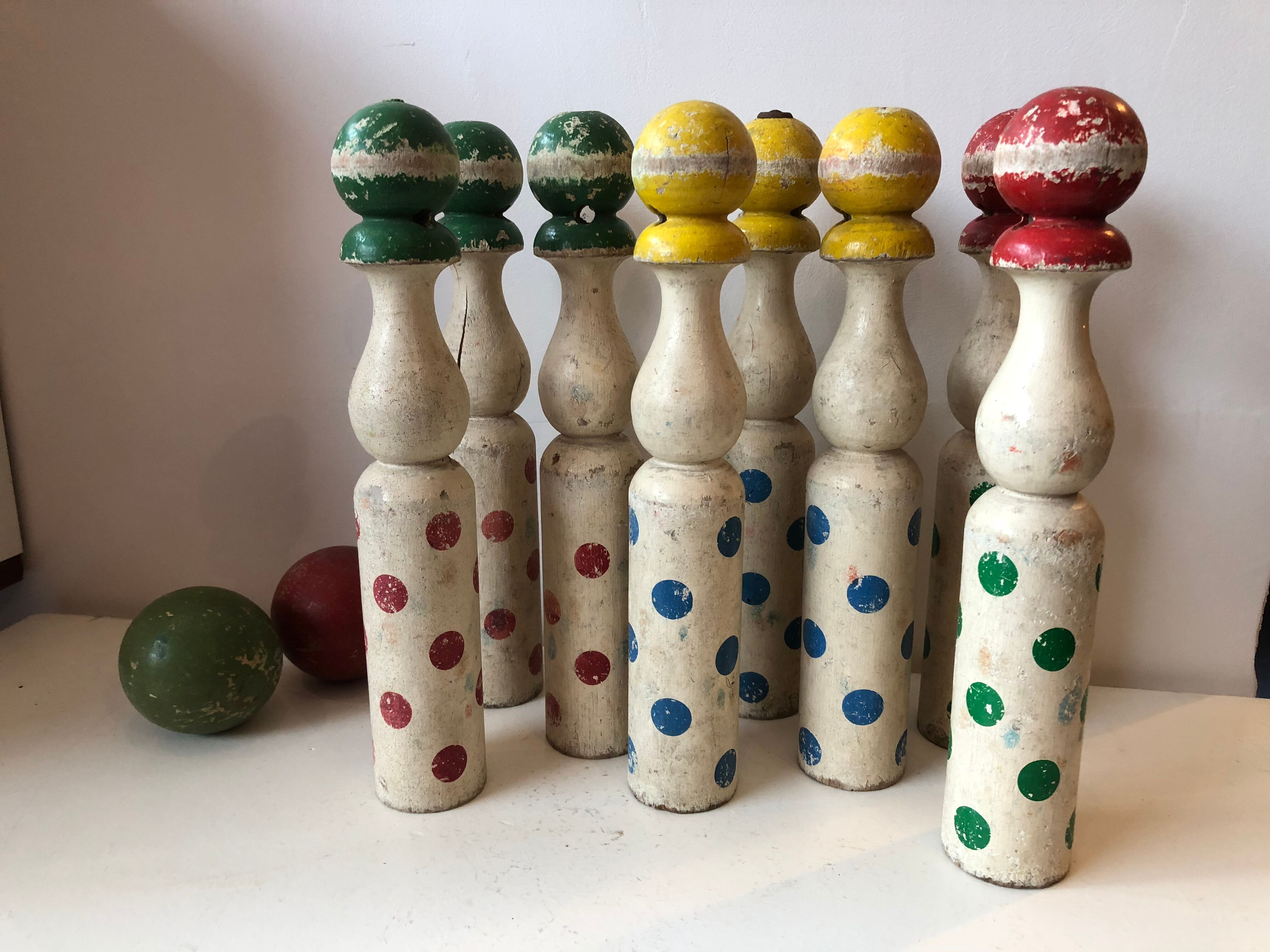 Bowling old toy wooden