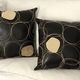 Coussins cuir design vintage