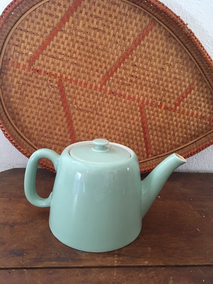 Celadon green thière