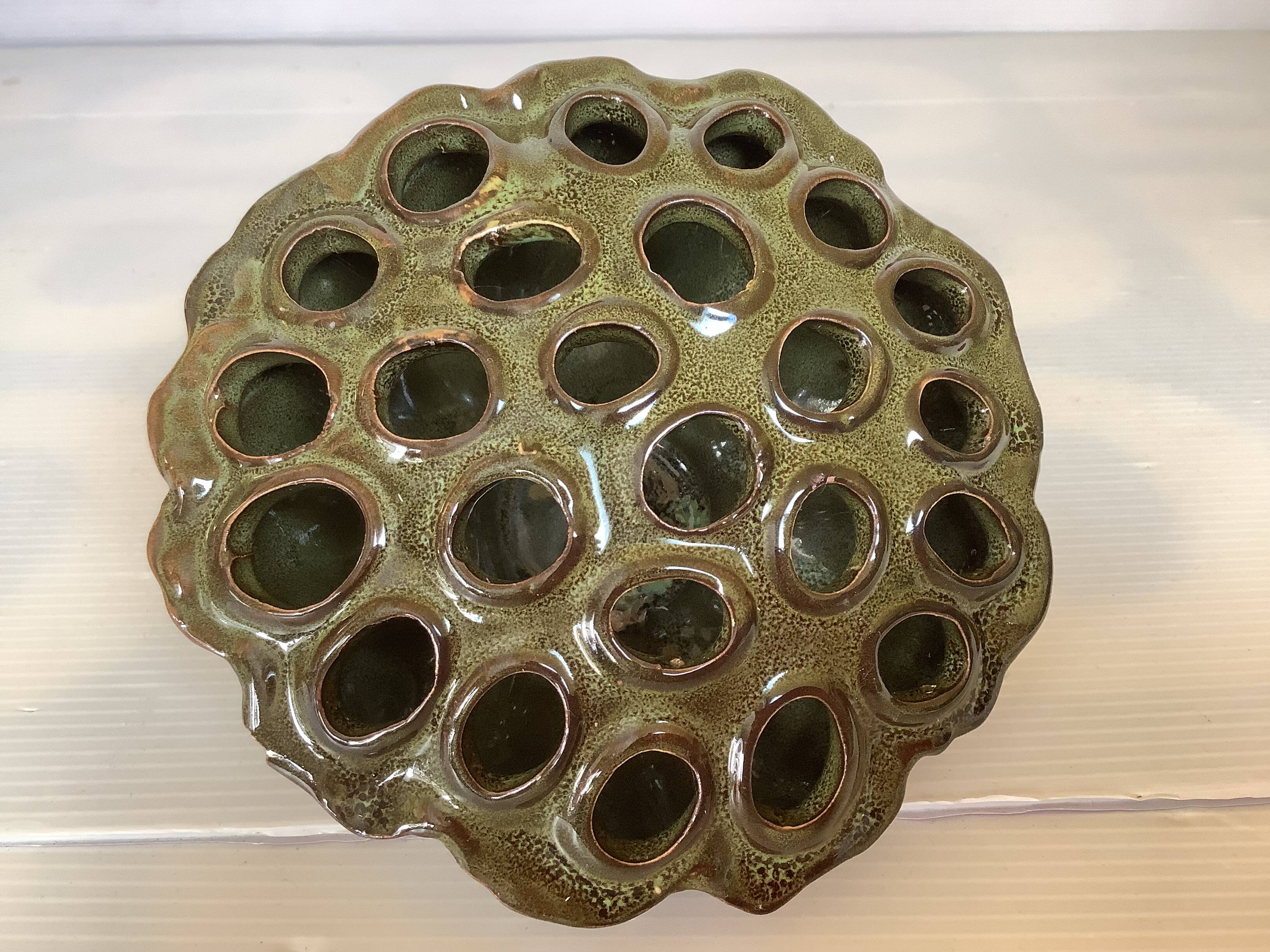 Pique fleurs vase vert kaki