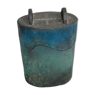 Ceramic cover pot