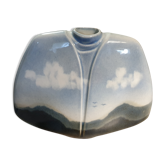 Ceramics claire debril virebent vases porcelain ceramic sculpture design mohy garotte.  vase art