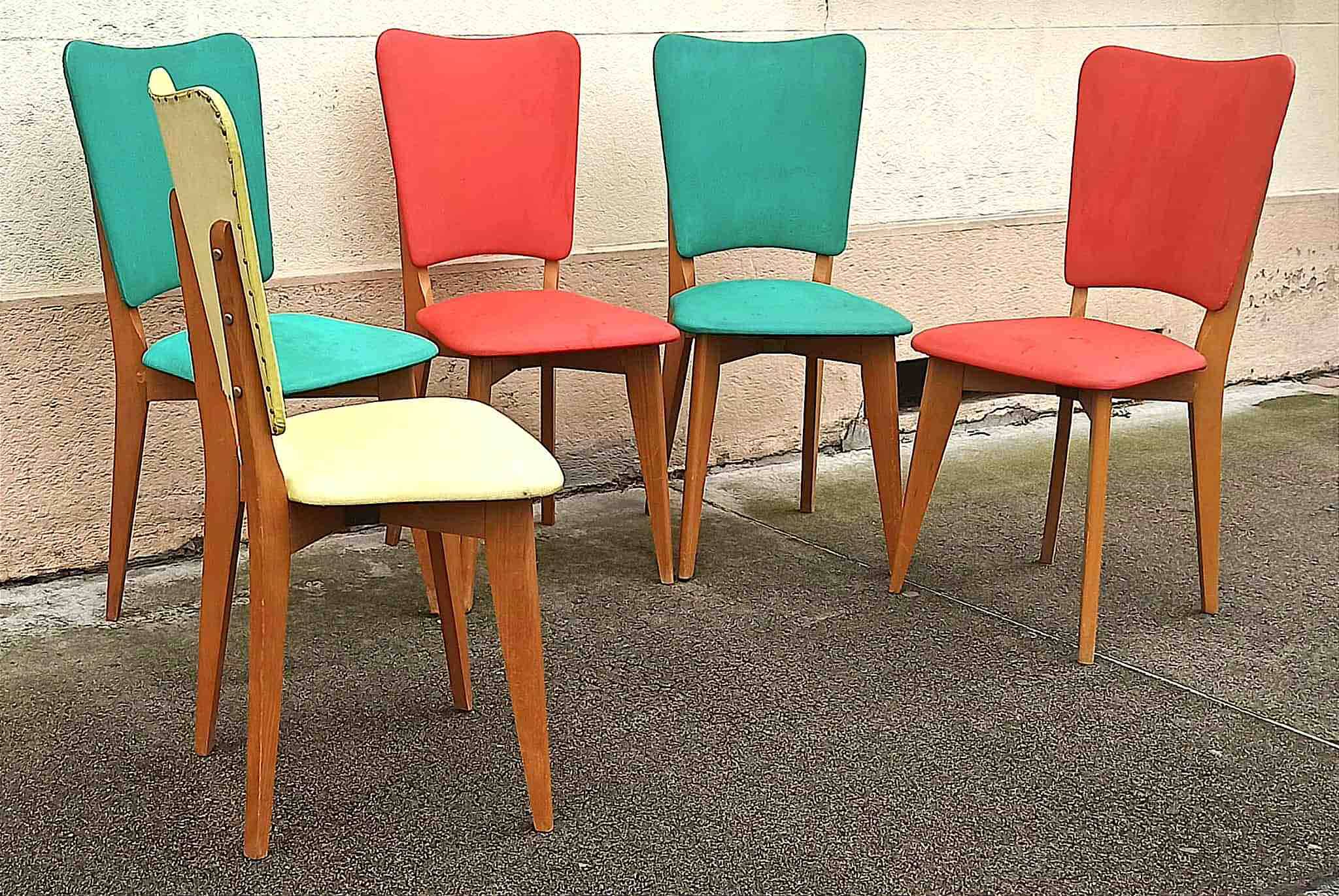 Set of 5 chairs + 1 free. 1960s.