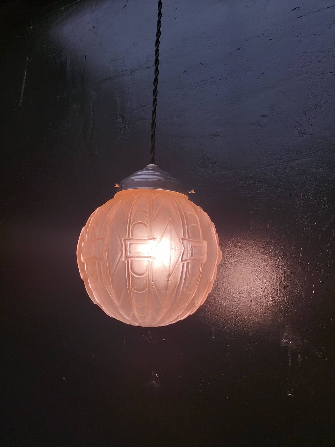 Art Deco glass suspension